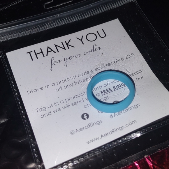 Women's Silicone Blue Ring - Picture 1 of 2